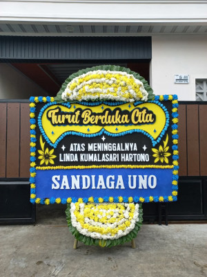 Papan Bunga Duka di Kedung Sari